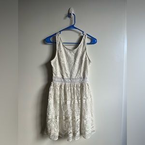 White lace dress